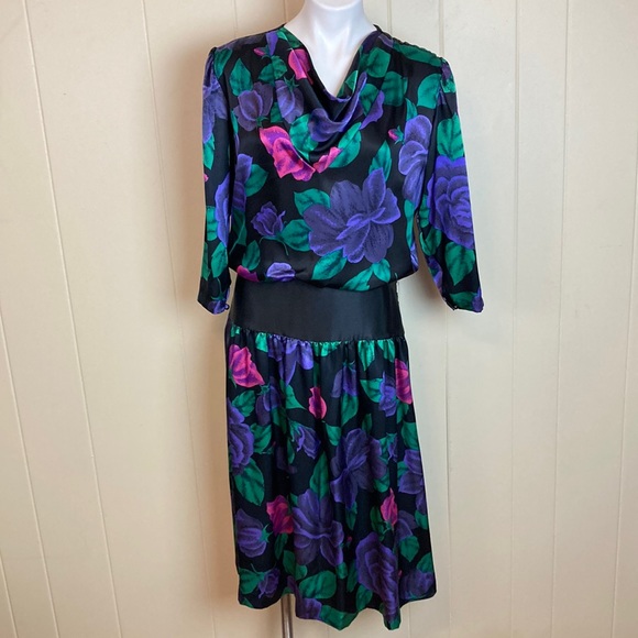 COPY - Vintage 80s 90s Cowl Neck Floral Drop Waist Party Dress Medium Golden Gi… - Picture 2 of 5